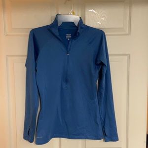Women’s Nike halfzip dri-fit